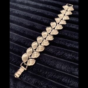 1960’s vintage Coro leaf design bracelet